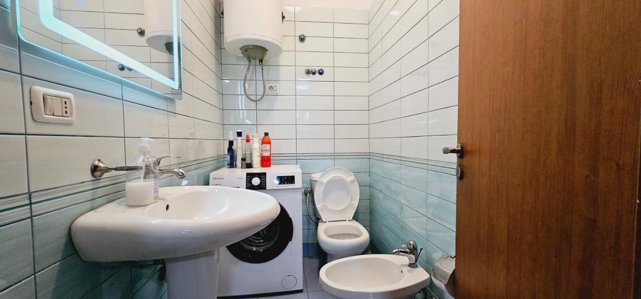 New Bazaar Side Bliss 2 Bed Room Apt With Free Garage Tiran Dış mekan fotoğraf